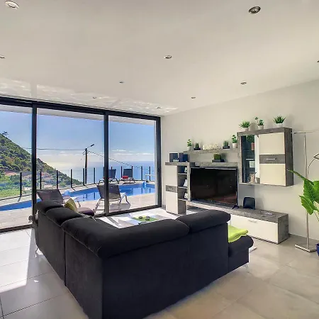 Stella By Lovelystay Arco da Calheta (Madeira)