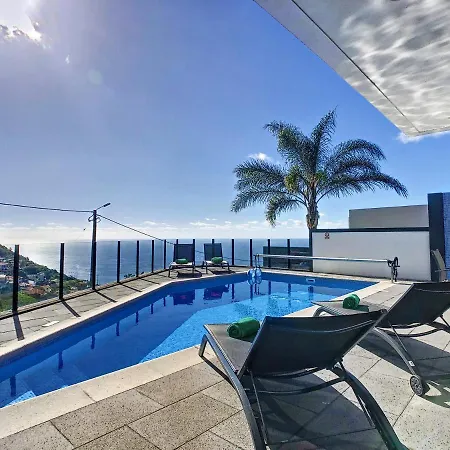 Stella By Lovelystay