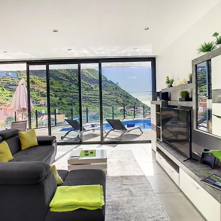 Villa Stella By Lovelystay Arco da Calheta (Madeira)