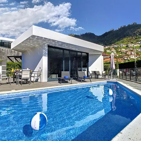 Stella By Lovelystay