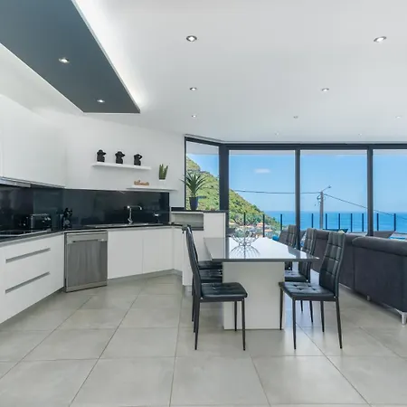 Stella By Lovelystay Villa Arco da Calheta (Madeira)
