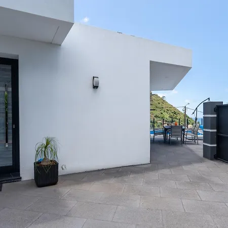 Stella By Lovelystay Villa Arco da Calheta (Madeira)