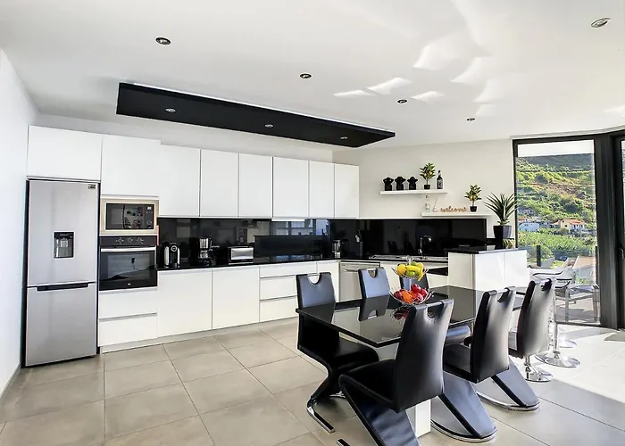 Stella By Lovelystay * Arco da Calheta