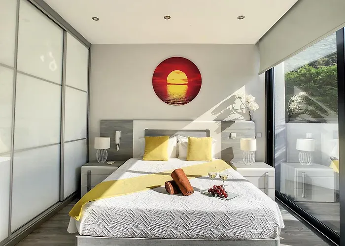 Stella By Lovelystay